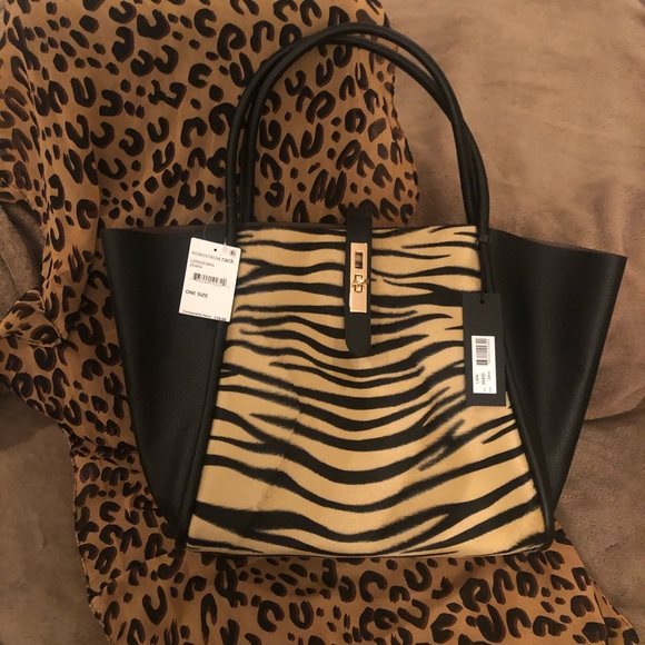 Un Billion Lara Zebra Print Tote NWT$110 - Picture 1 of 7